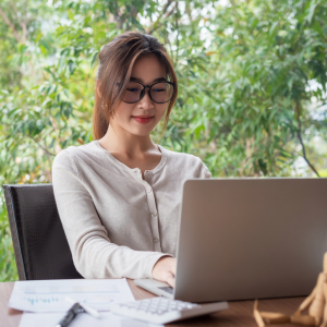woman working on laptop
