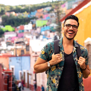 man_walking_in_guanajuato_historic_centre