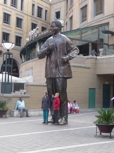 Statue of Nelson Mandela